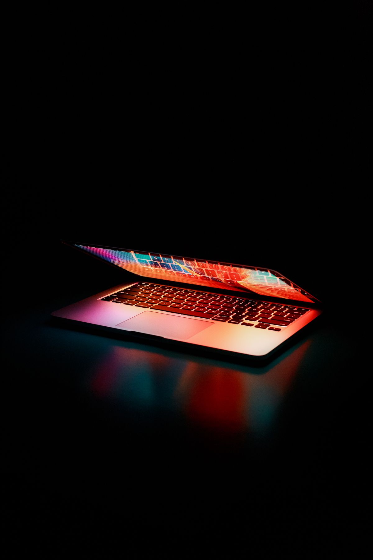 M6 MacBook Pro 什麼時候發表？14 吋入門款上市時間、價格、規格與效能預測